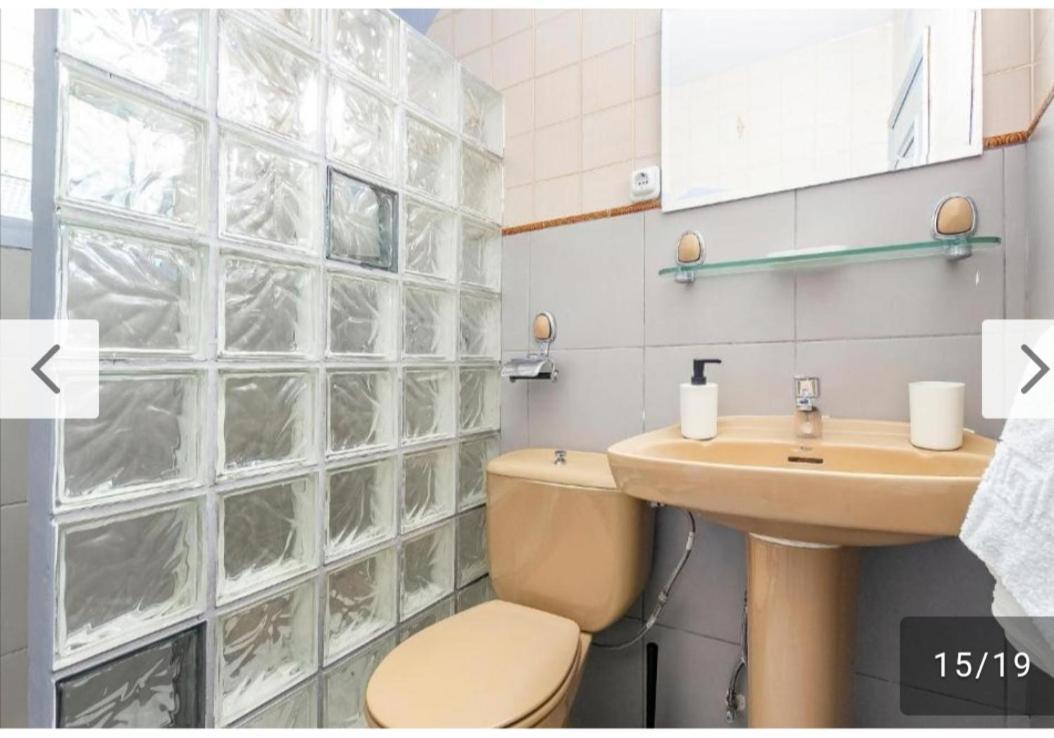 Apartamentos Carihuela Torremolinos Exteriér fotografie